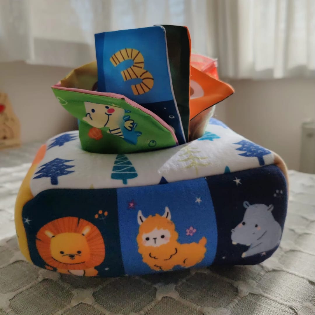 Customer photo review of Montessori Baby Sinnes-Spielbox - SinnesBox