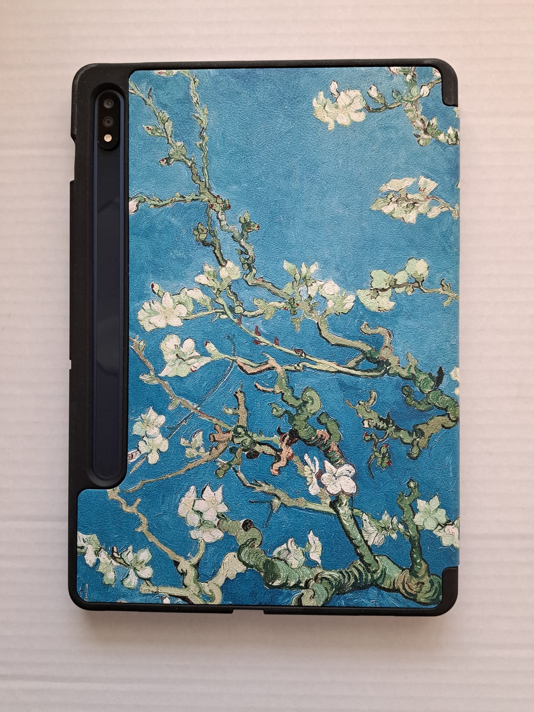 Customer photo review of Galaxy Tab S7 / S8 (11.0) - Tri-fold Smart Case