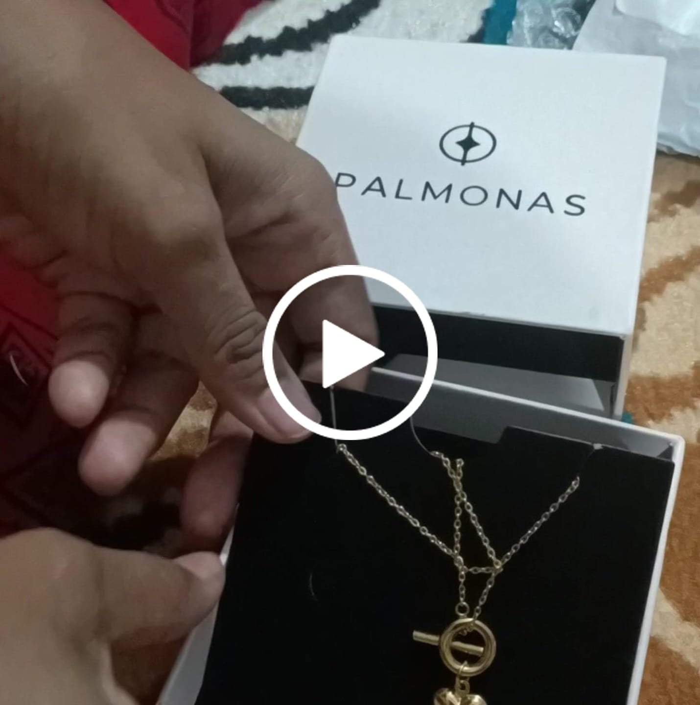 Customer video review of Ridge Heart T-Bar Necklace