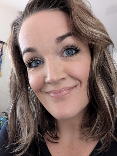 Customer photo review of SWAYINGKELP Self-adhesive Cluster Lashes