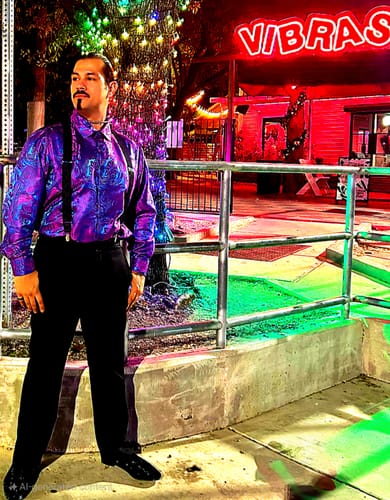 Customer photo review of Barry.wang Blue Purple Floral Shirt