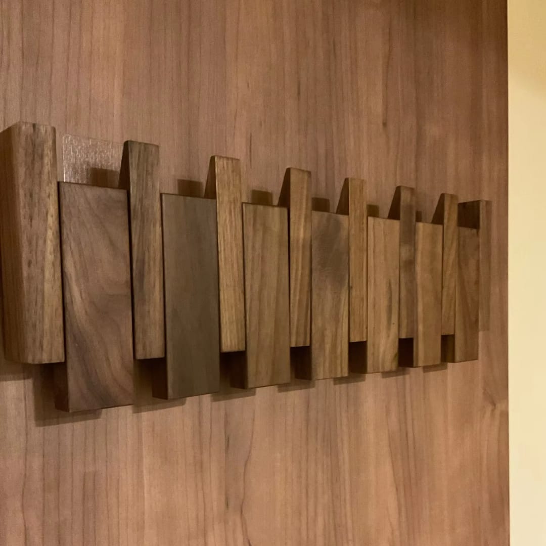 Customer photo review of Klaviergarderobe aus Holz - HarmonyCoat
