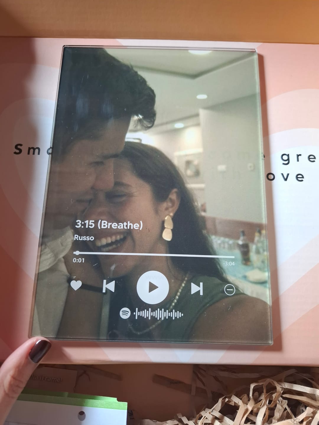 Customer photo review of Lâmpada Spotify Player Personalizável c/ Fotografia Completa
