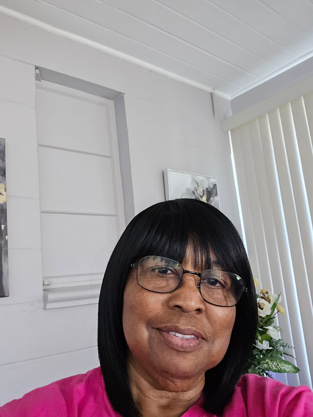 Customer photo review of Freetress Equal Synthetic Hair Wig LITE 002