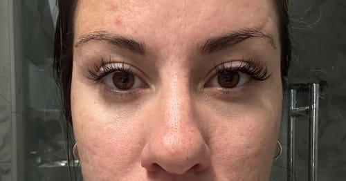 Customer photo review of GRACE Self-adhesive Cluster Lashes