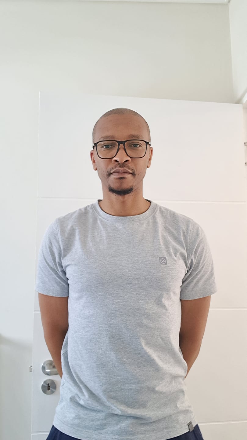 Customer photo review of Helix T-Shirt Grey Melange