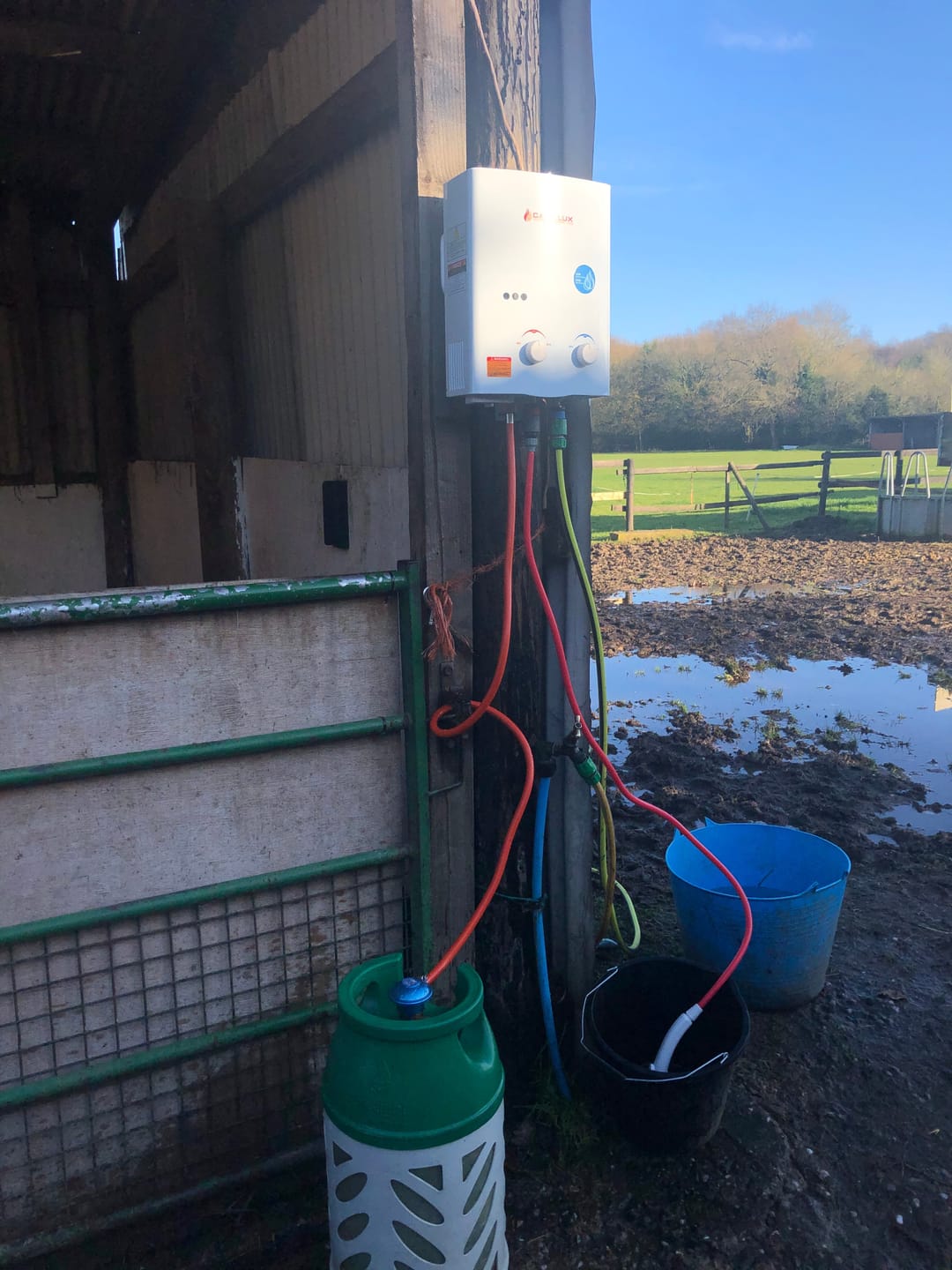 Customer photo review of Camplux AY132P43 Gasdurchlauferhitzer mit Tragbarer Griff
