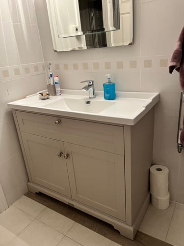 Customer photo review of Hudson Reed Old London 1000mm 2-Door Vanity Unit & Ceramic 1 Tap Hole Basin - Timeless Sand