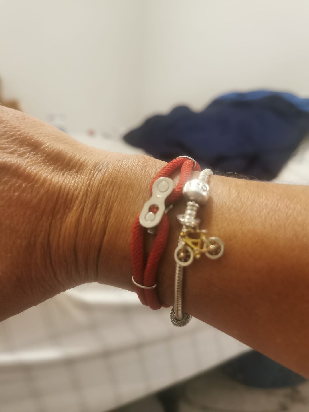 Customer photo review of Cycolinks Adjustable Split Link Bracelet