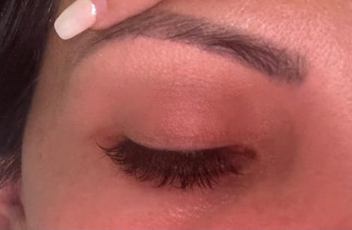 Customer photo review of FEATHER Self-adhesive  Cluster Lashes