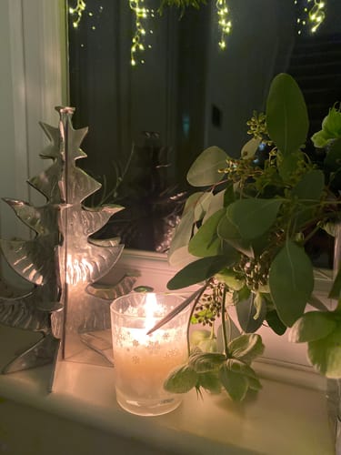 Customer photo review of Village Christmas Classic Candle