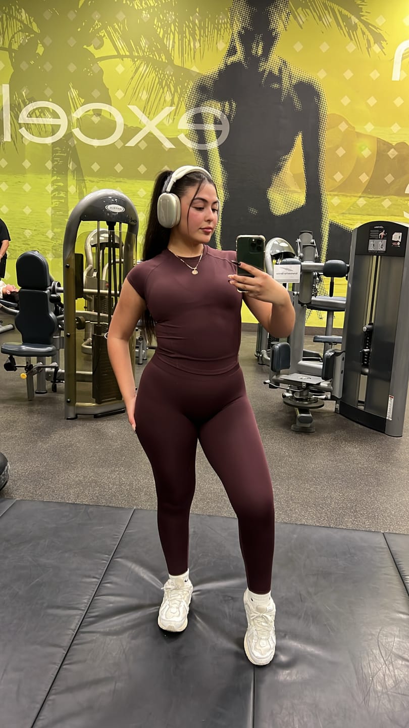 Customer photo review of W263 Legacy Seamless Legging