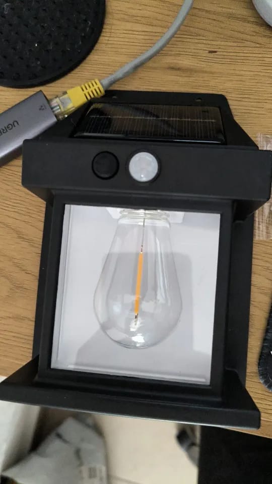 Customer photo review of EcoBright™ | Lámpara Solar de Pared | Pack 2 Unidades