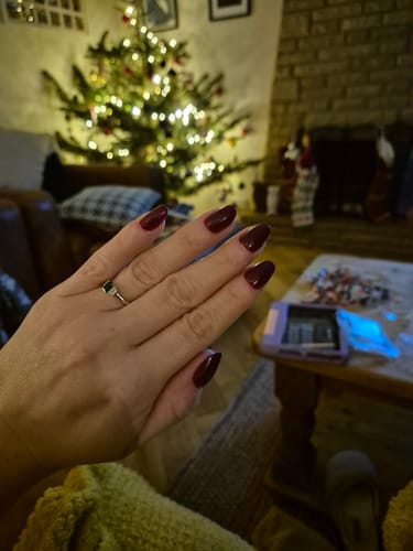 Customer photo review of Mulled Wine - Press On Nails