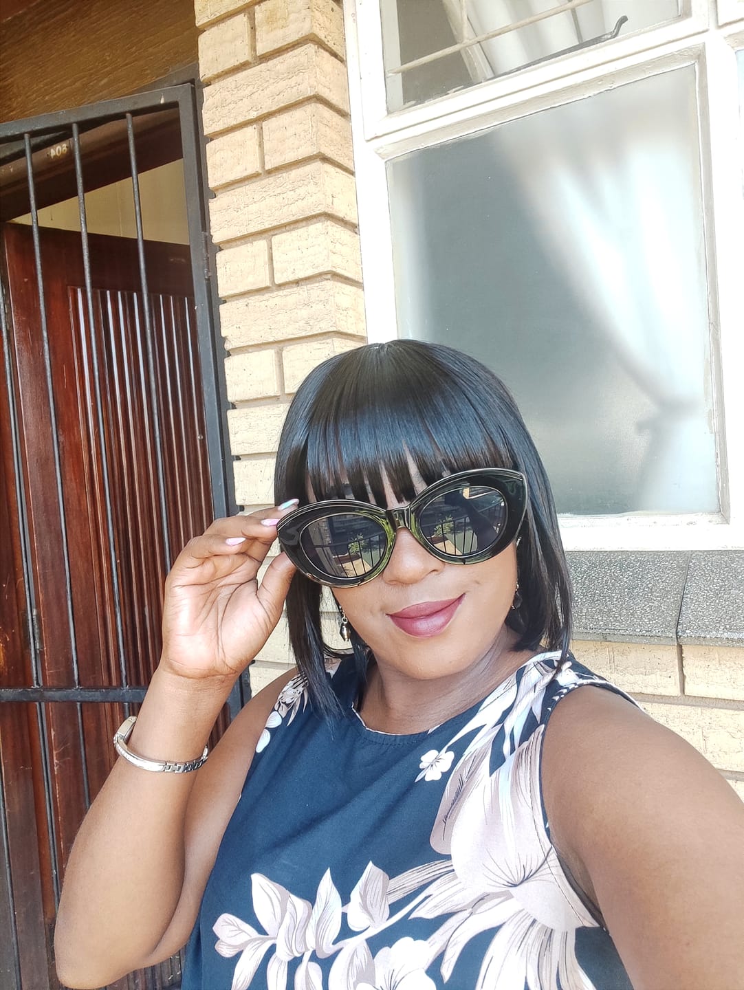 Customer photo review of NALEDI - Brazilian Fringe Bob