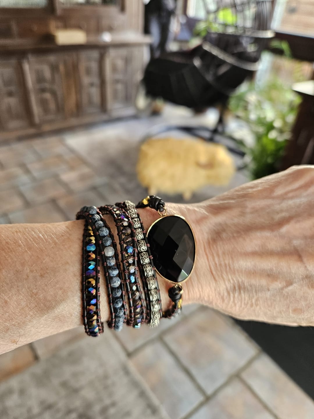Customer photo review of Power Onyx Wickelarmband | Boho | 100% Handgemacht
