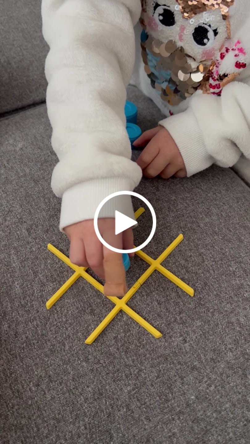 Customer video review of GiiKER Tic-Tac-Toe Bolt