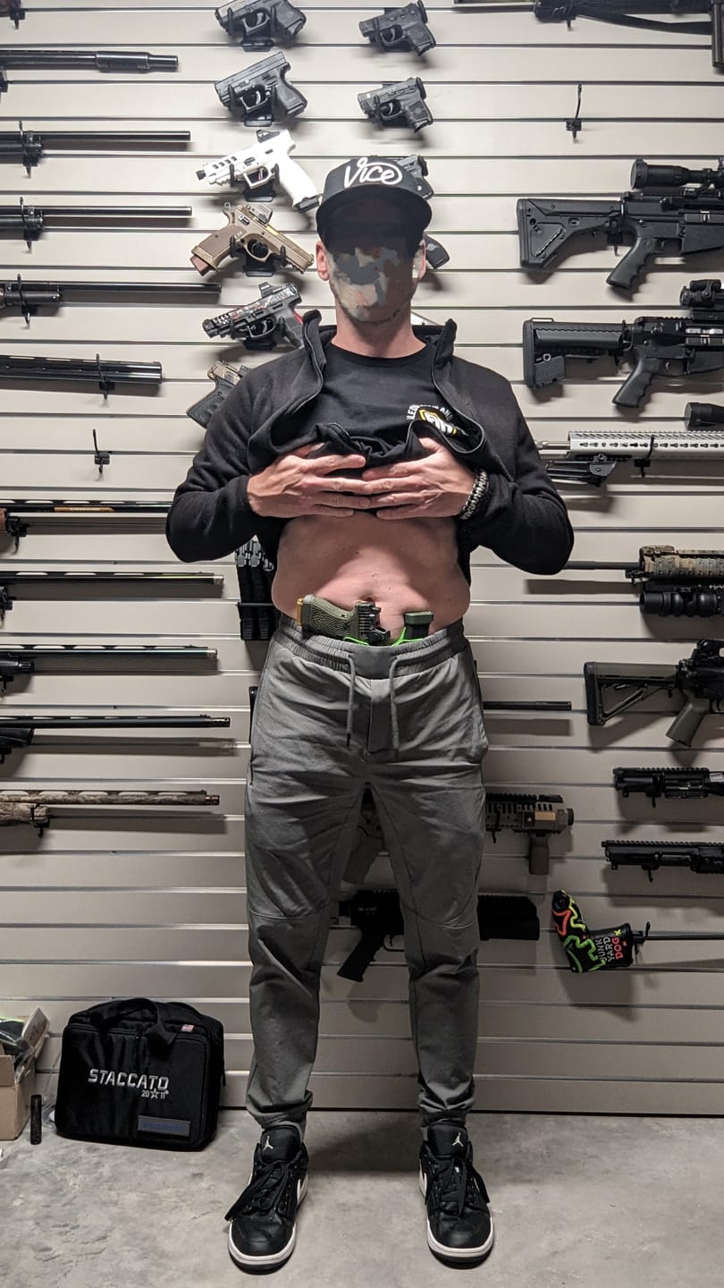 Customer photo review of Carrier Traveler Joggers - Iron Grey