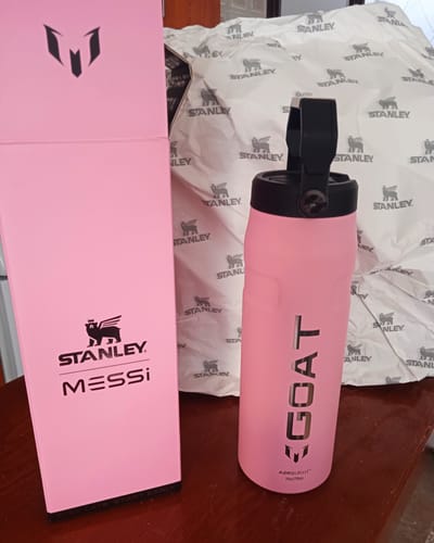Customer photo review of Messi X Stanley 1913 Iceflow™ Flip Straw 2.0 Bottle | 709ML