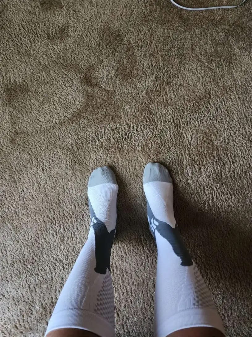 Customer photo review of Armadilo Heavy-Duty Compression Socks