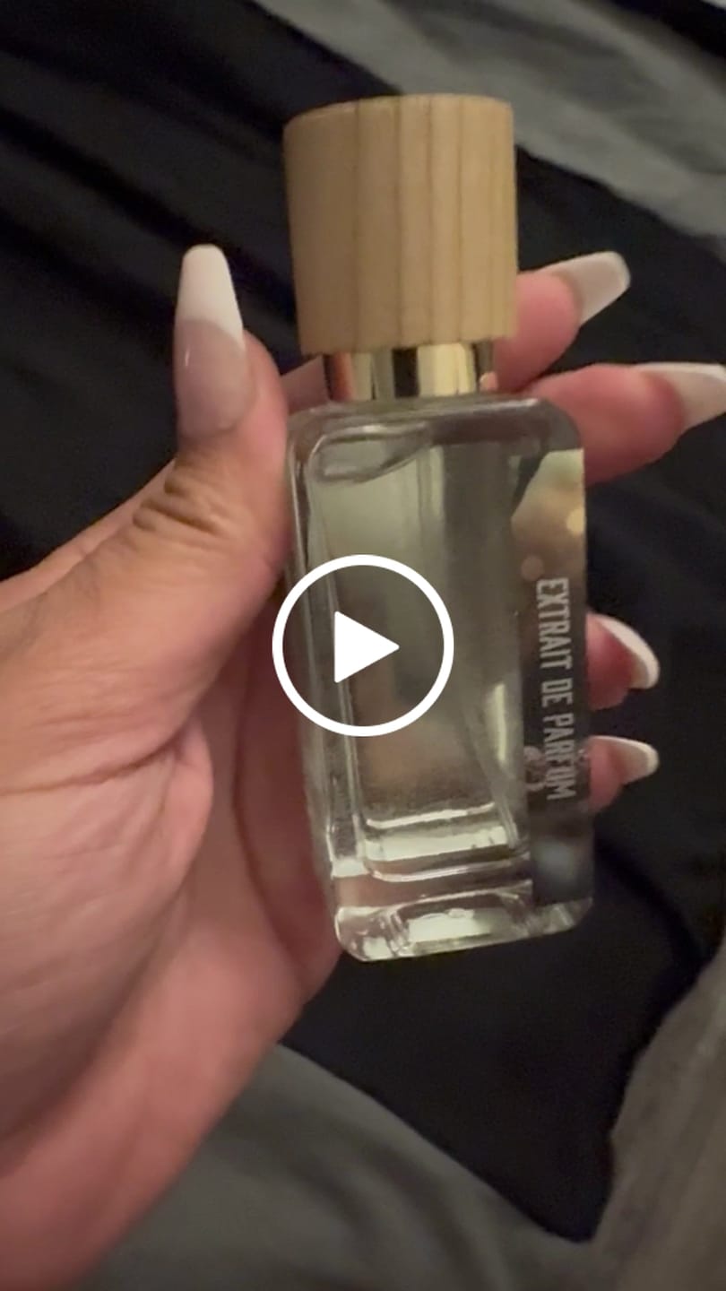 Customer video review of Circus Of White Milk's Sun Parfum