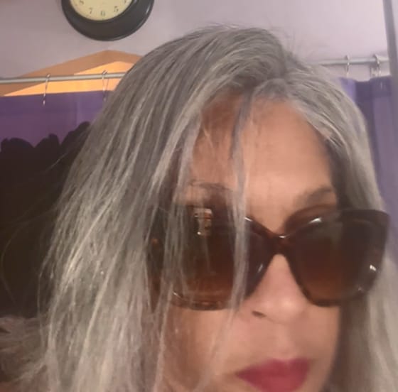 Customer photo review of Luvwin 5x5 Salt And Pepper Glueless Gray Color Pre-Cut Lace Layered Cut Straight Bob Wig 100% Human Hair