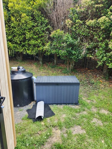 Customer photo review of Darwin Deck Box 570 L