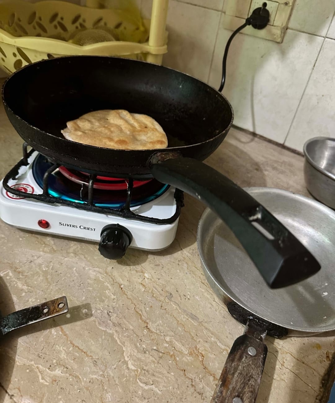 Customer photo review of RAF Electric Stove Single