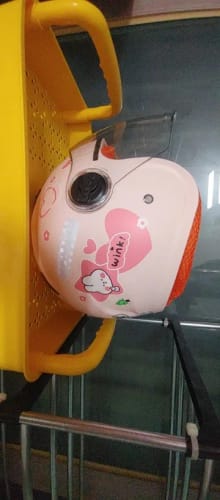 Customer photo review of Casque de vélo pour enfant avec visière – Protection et style pour chaque aventure