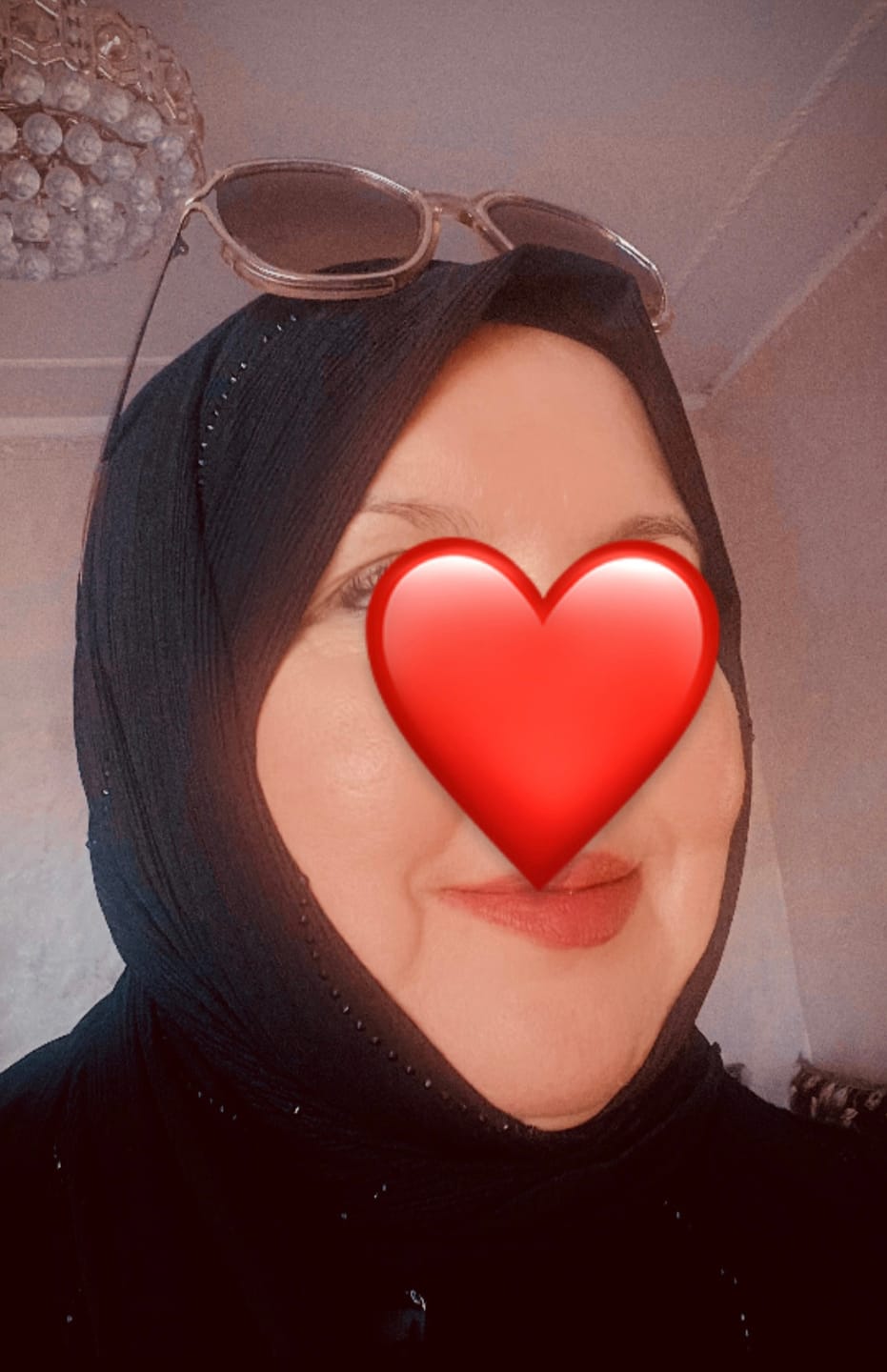 Customer photo review of Hijab pearly Noir ligne noir