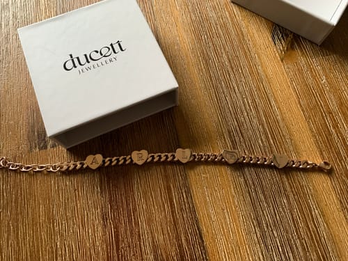 Customer photo review of Five hearts bracelet rose gold