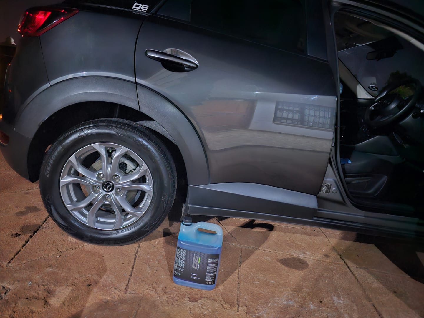 Customer photo review of Pro Coat - Streak Free Glass Cleaner