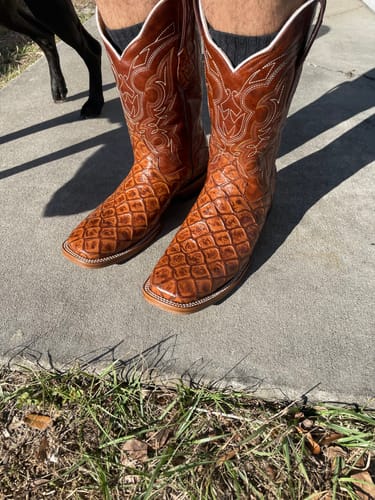 Customer photo review of BASS "COGNAC" | MEN SQUARE TOE COWBOY BOOTS