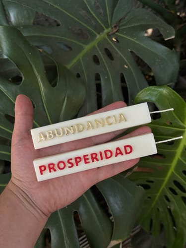 Customer photo review of Set Moldes 12 Deseos para Velas de 14 cm