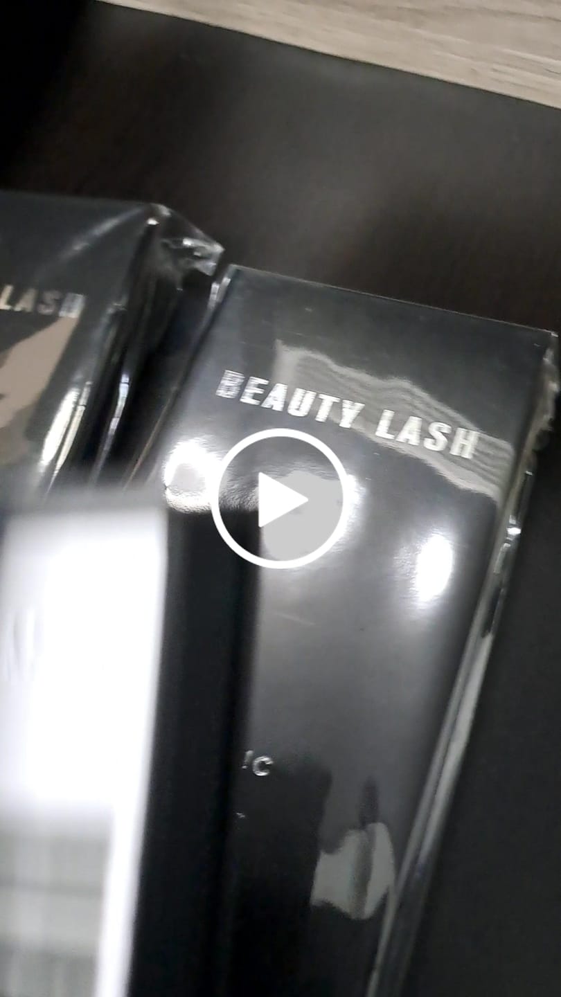 Customer video review of Mixed Classic Lashes