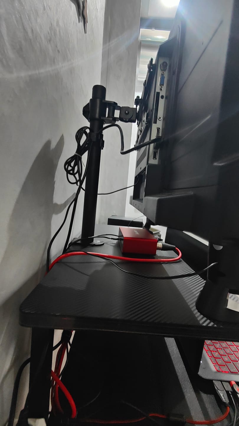 Customer photo review of Support moniteur à bras unique OPE-3