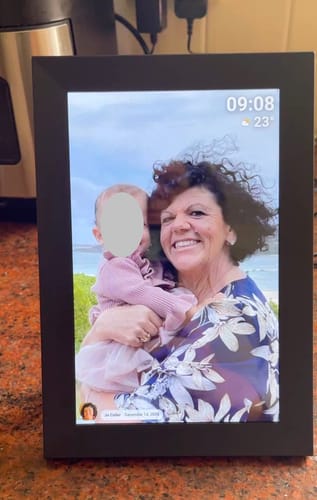 Customer photo review of Digital Photo Frame