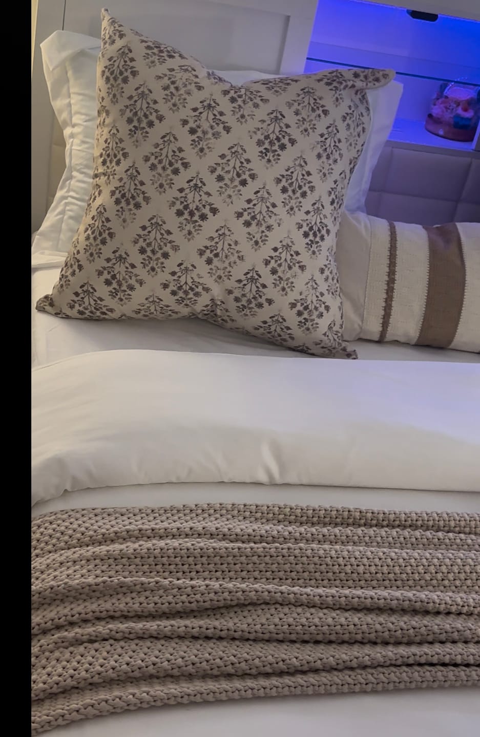 Customer photo review of Afton - 18" | 20" |  22" | 24"