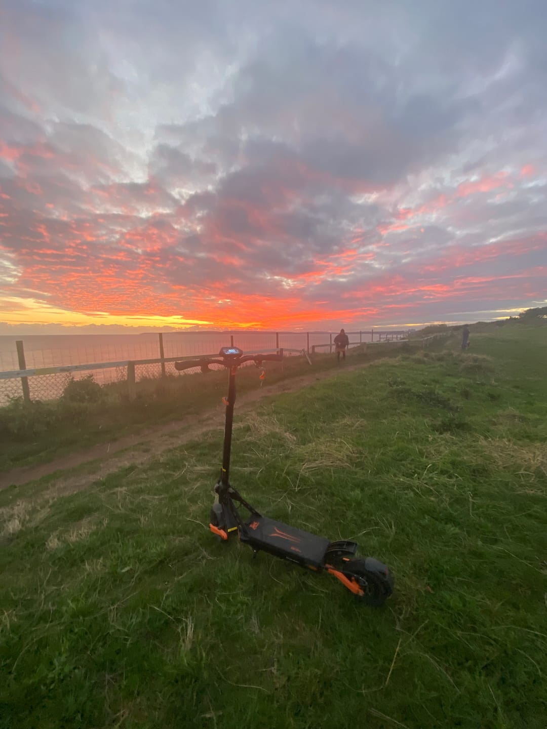 Customer photo review of KuKirin (Kugoo) G2 Pro Electric Scooter (New Model 2024)
