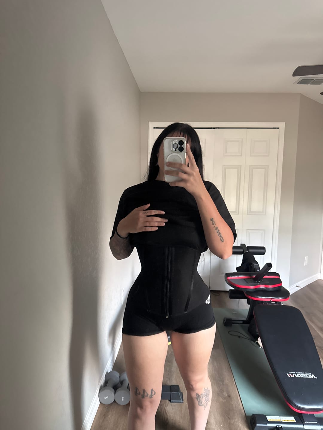 Customer photo review of Black Waist Trainer