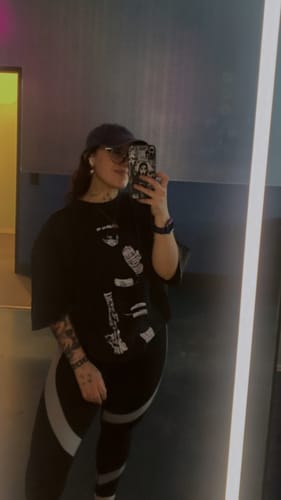 Customer photo review of ROCK LEE VINTAGE OVERSIZE TEE