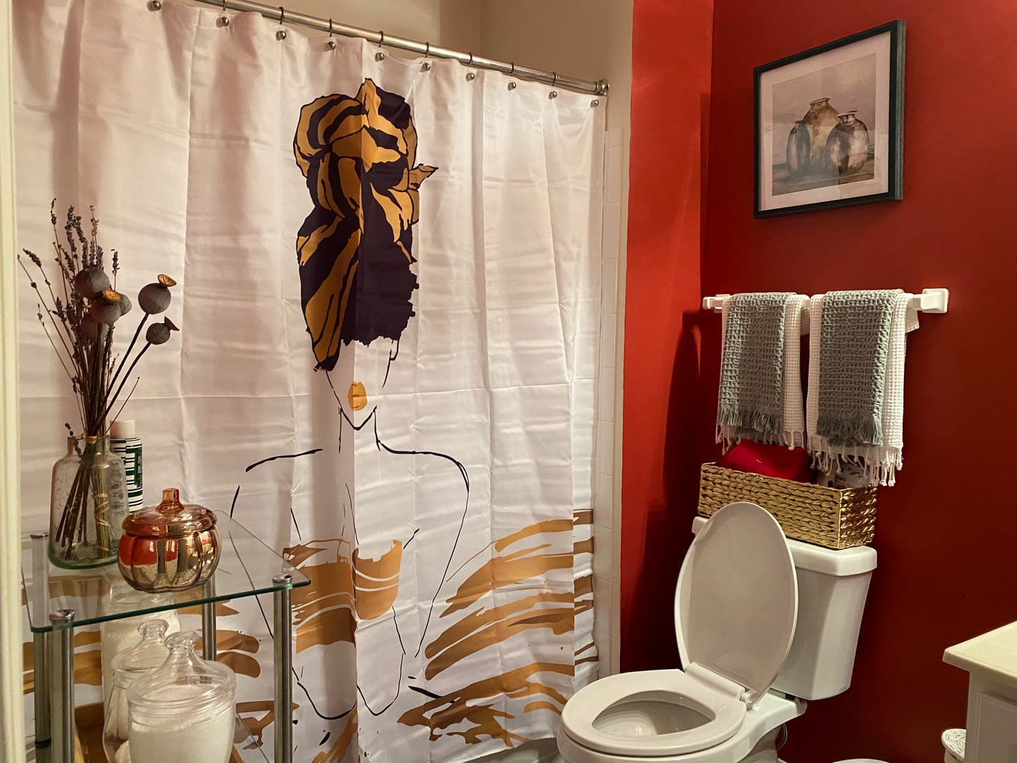 Customer photo review of Oro White Shower Curtain