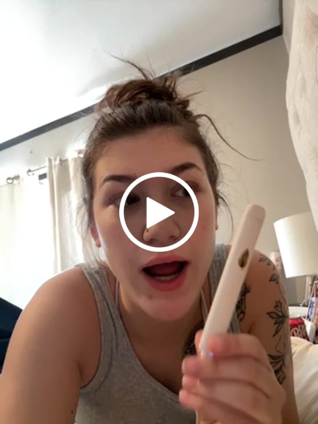 Customer video review of THCA Live Resin Disposable - XHALE - 2G