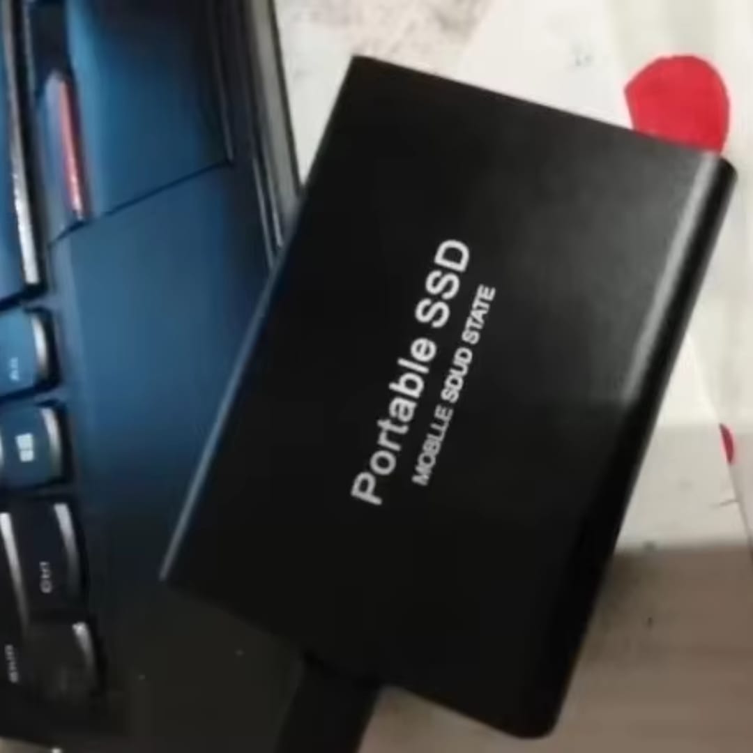 Customer photo review of Ultraschnelle Externe SSD - SpeedDrive Pro