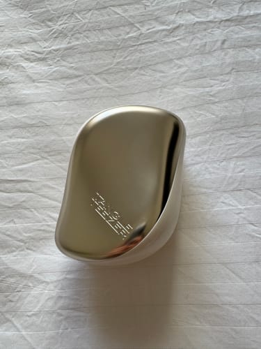 Customer photo review of Tangle Teezer Compact Styler Cyber Metallics