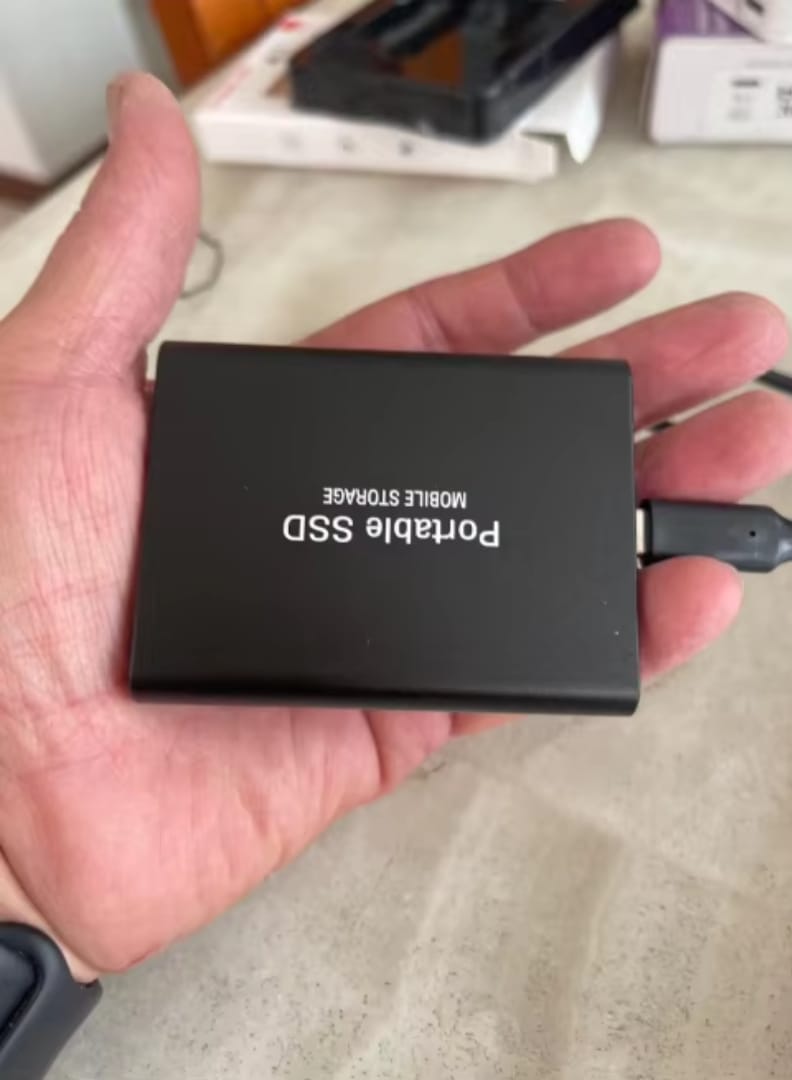 Customer photo review of Ultraschnelle Externe SSD - SpeedDrive Pro