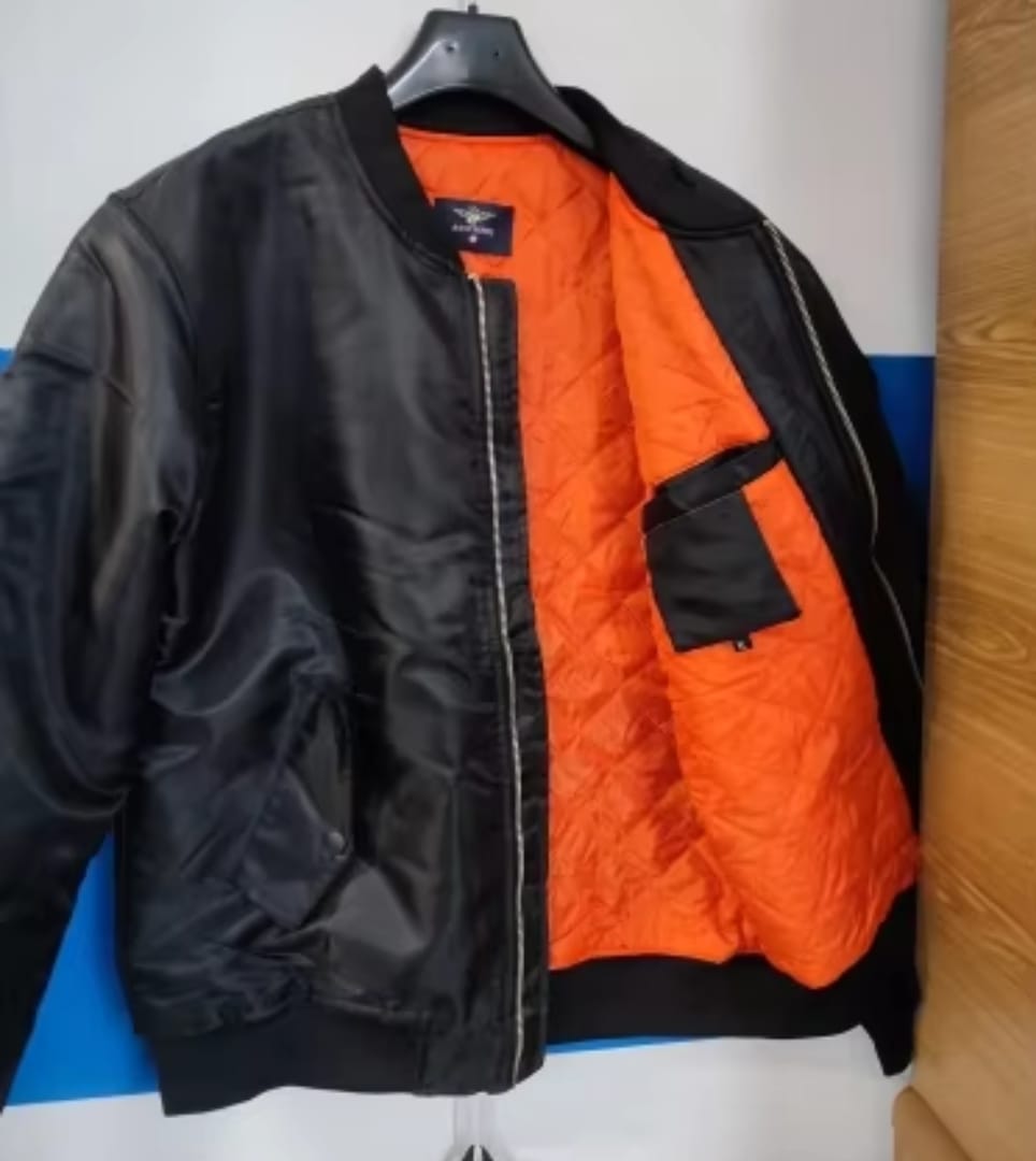 Customer photo review of Unisex Premium Bomberjack mit Reißverschluss - Alex