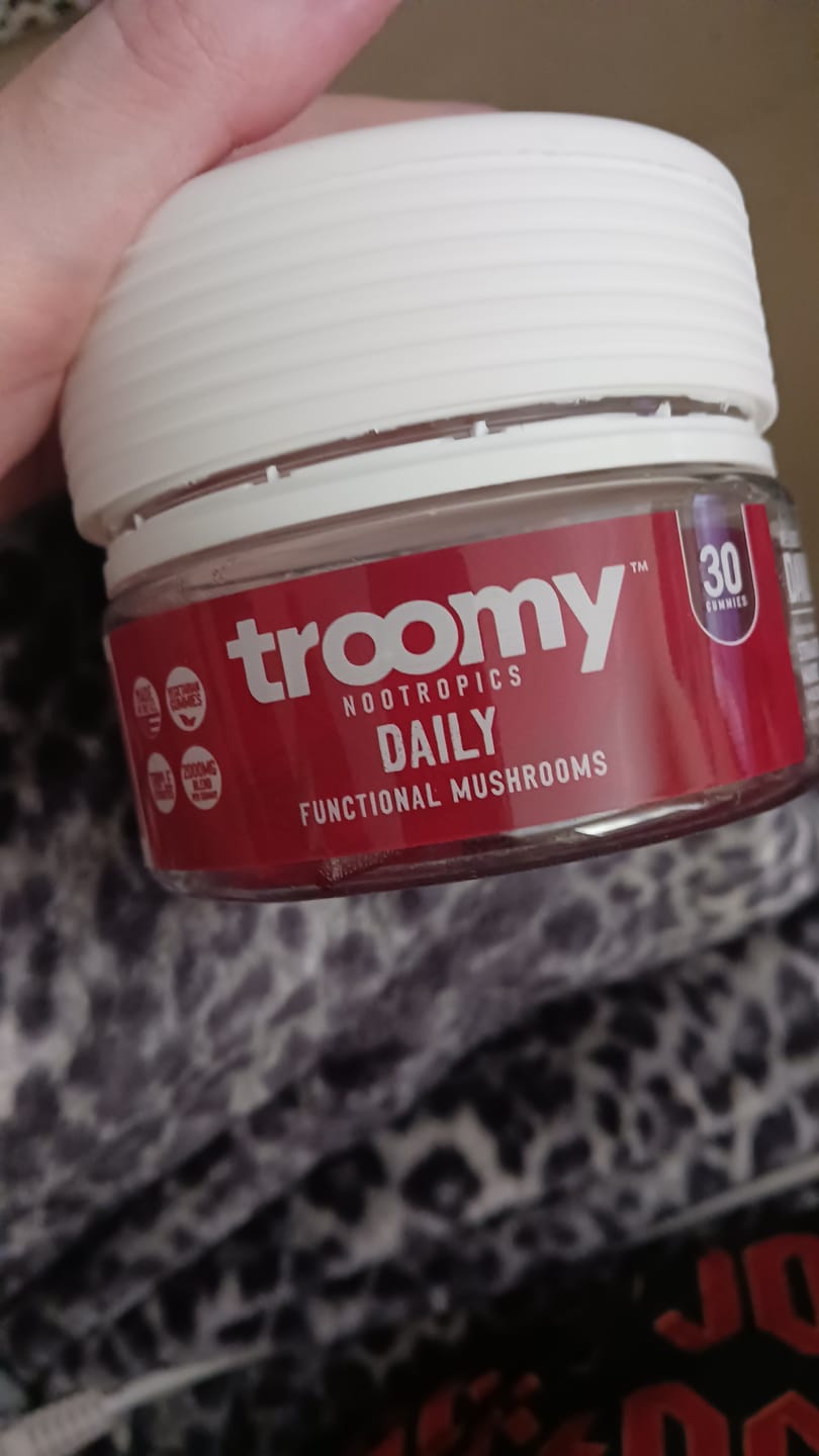 Customer photo review of Daily: 14 Mushroom Blend Gummies