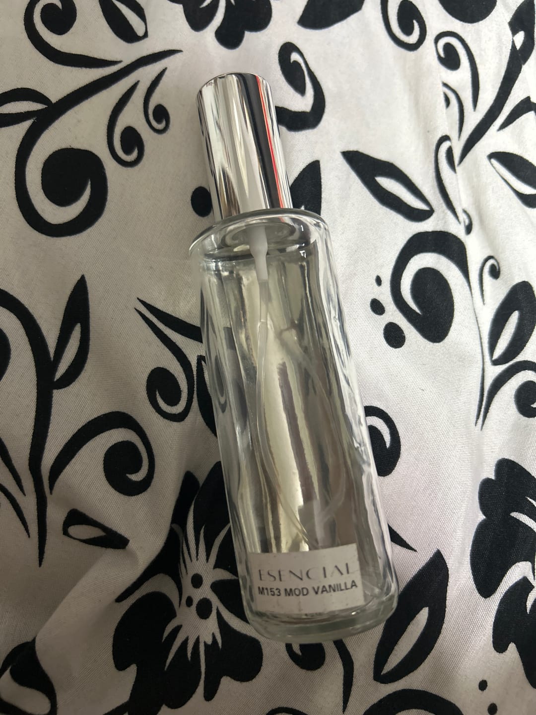 Customer photo review of M153 Inspirado en: Mod Vanilla - Ariana Grande