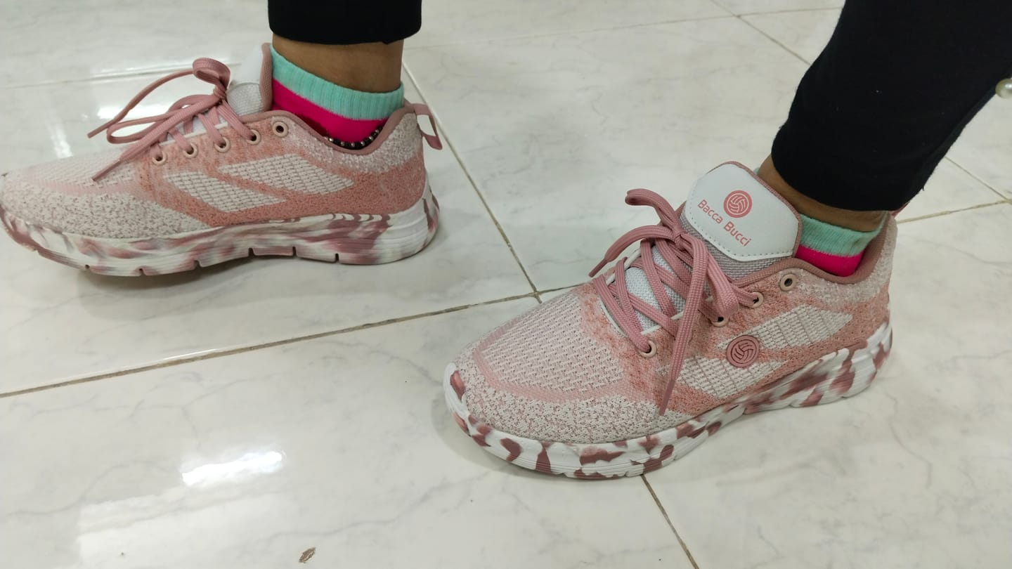 Customer photo review of Bacca Bucci Women FemmeFlex Running/Walking Sports Shoes